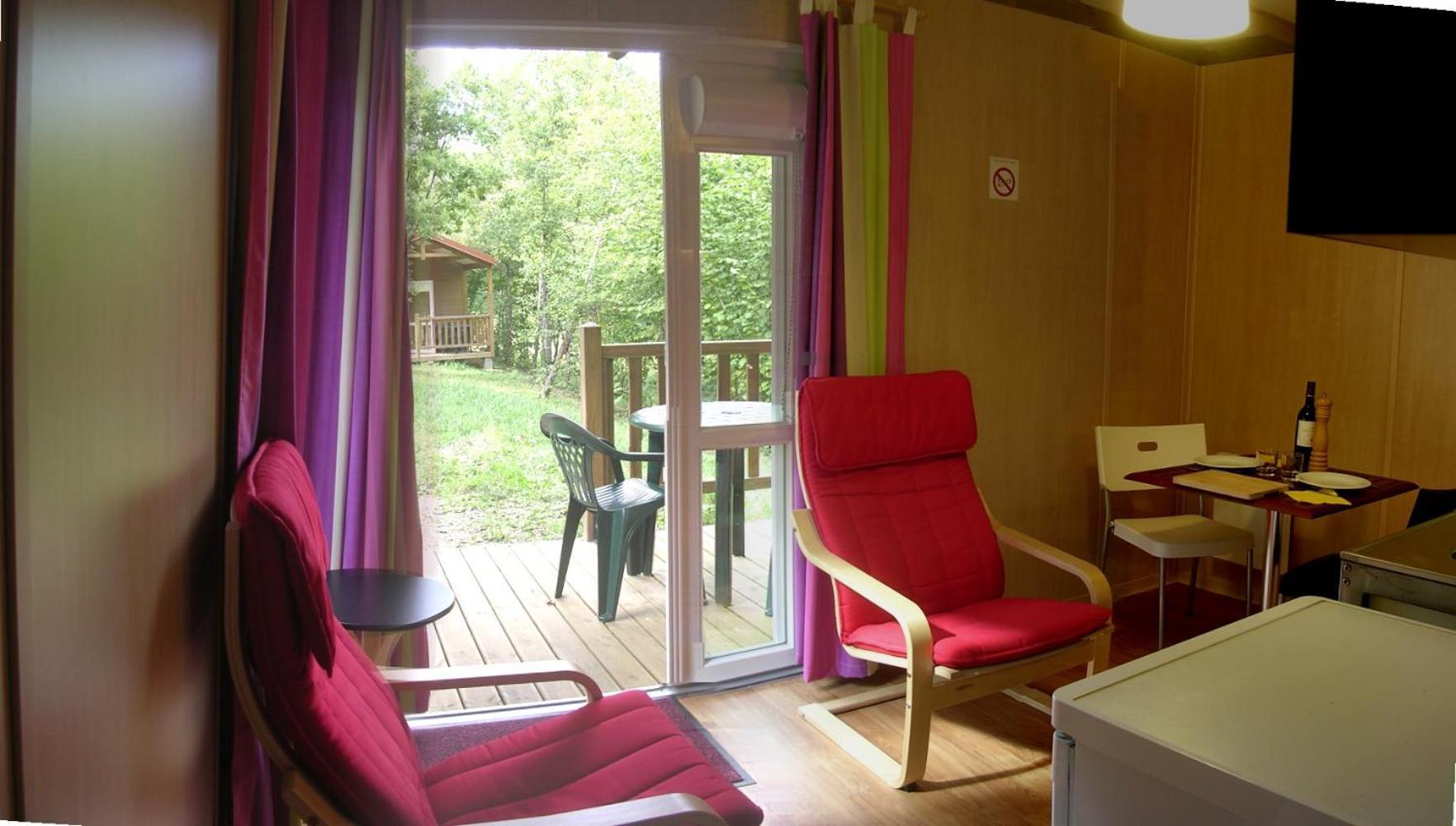 La Clairiere - Ecolieu De Vacances Lamothe-Fenelon Pokój zdjęcie